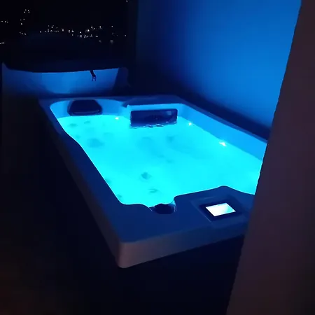 Zeus Throne
