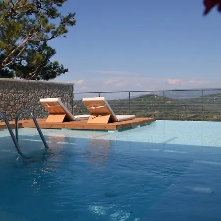 Hotel de apartamente Zeus Throne 4*