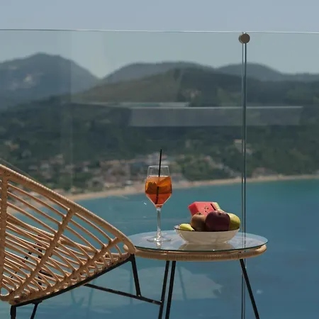 Zeus Throne Hotel de apartamente