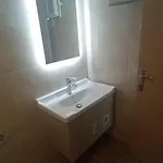 Zeus Throne מלון דירות