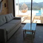 מלון דירות Zeus Throne