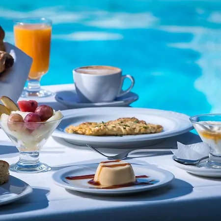 Zeus Throne 아파트호텔 Afión