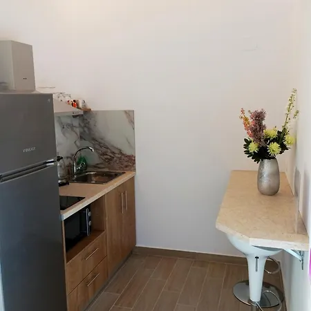 Zeus Throne Aparthotel Afión