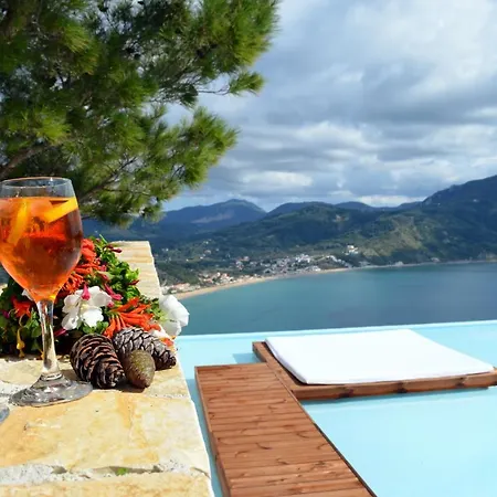 Zeus Throne מלון דירות Afión