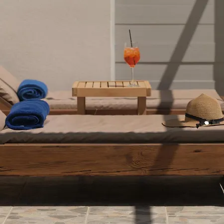 מלון דירות Zeus Throne