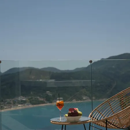 Zeus Throne Lejlighedshotel Afión