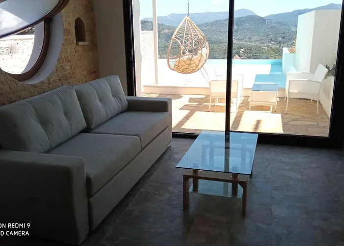 Aparthotel Zeus Throne