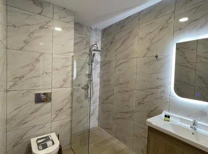 Zeus Throne 4* Afionas