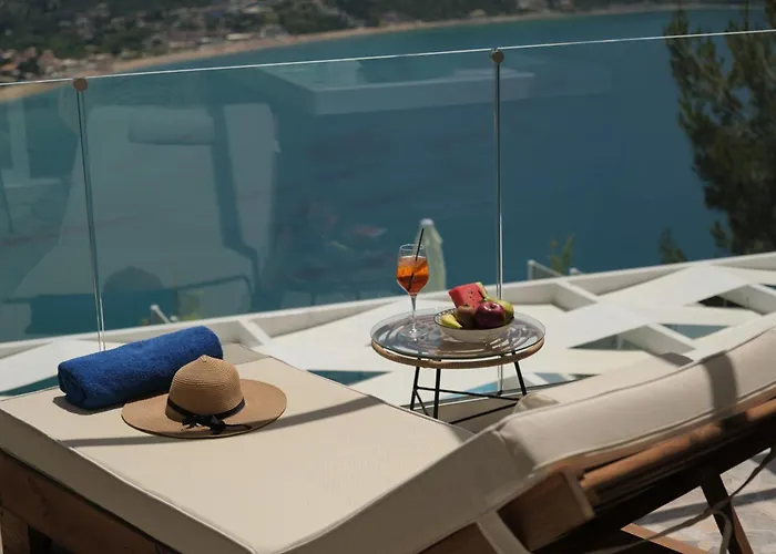 Zeus Throne 4* Afionas