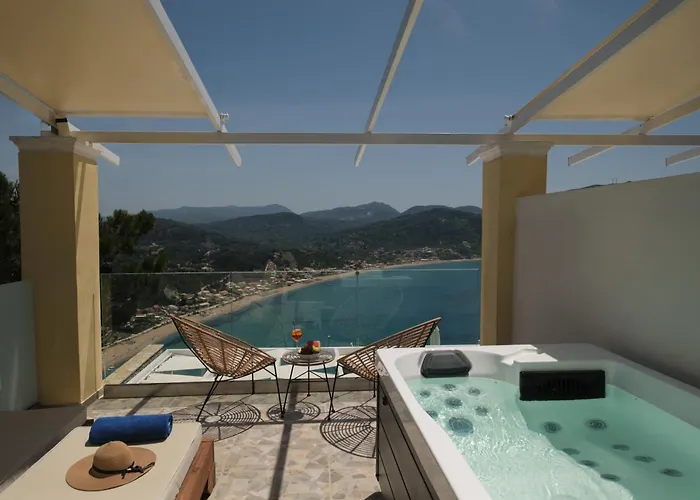 Aparthotel Zeus Throne 4*